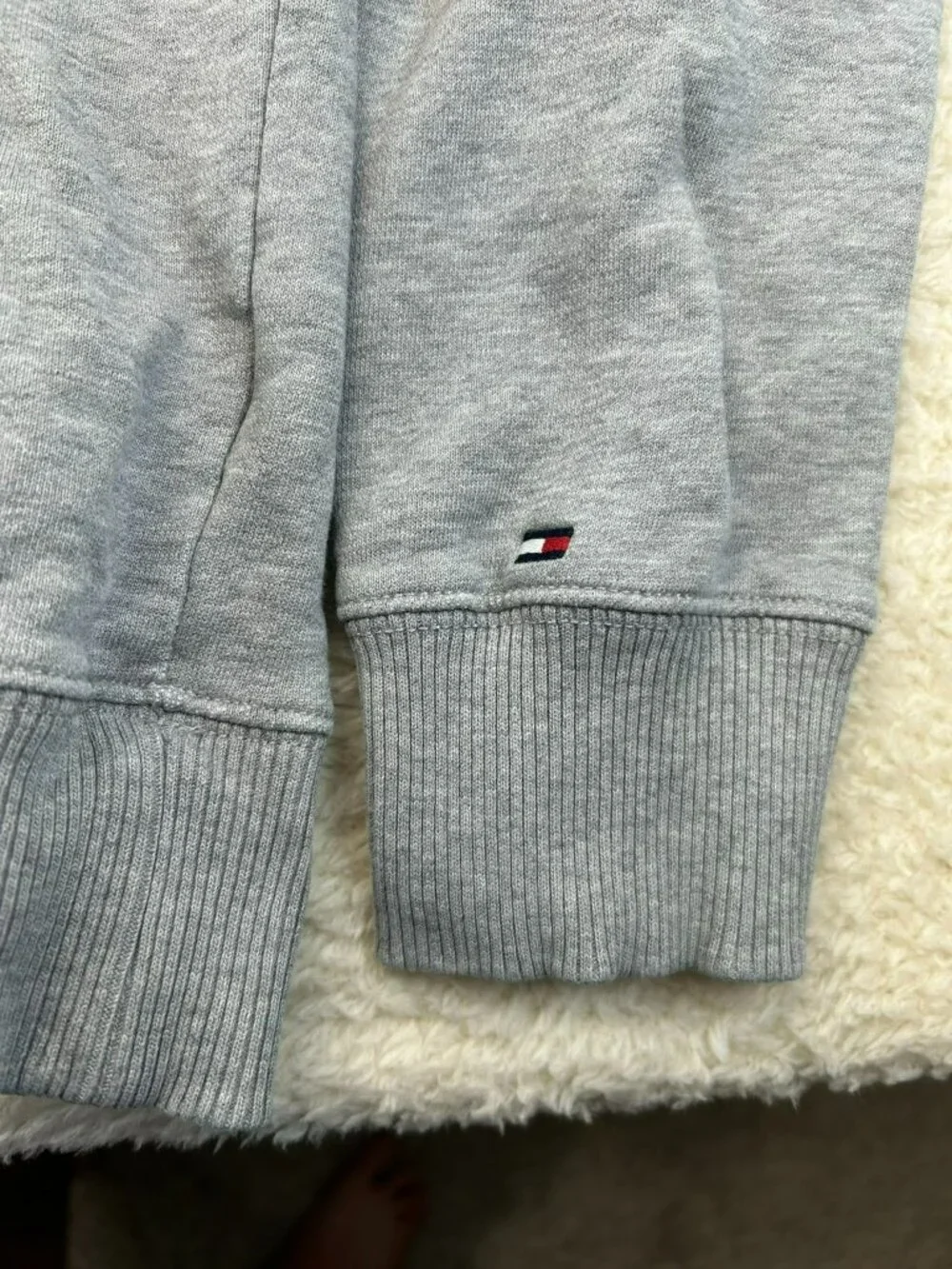 Tommy Hilfiger Mens Hoodie Gray XL Cotton Blend Logo Colorblock Pull-Over Ribbed - Picture 6 of 6